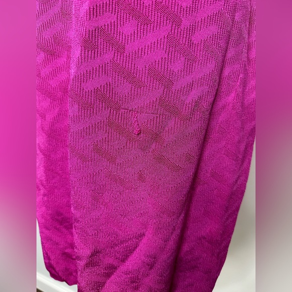 Versace
Greca Signature Knit Dress - Picture 9 of 14